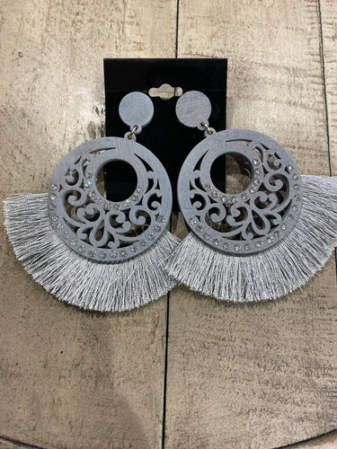 Gray wood tassel earrings