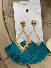 Fan tassel Earrings